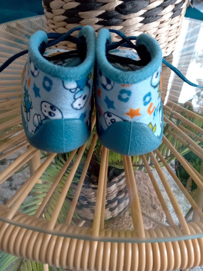 Chaussons bébé garçon taille 20 - photo numéro 3