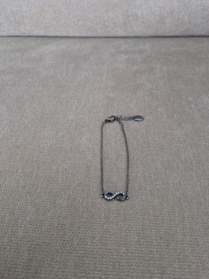 Bracelet signe infini gris foncé argenté Claire's