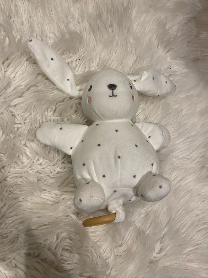 Peluche lapin musical - photo numéro 2