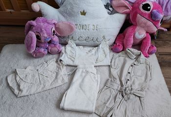 Lot vêtements fille 4 ans 🦄