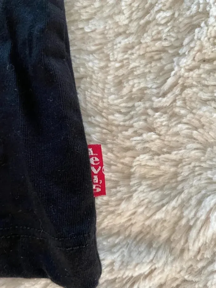 T-shirt Levi’s noir 10 ans - photo numéro 2