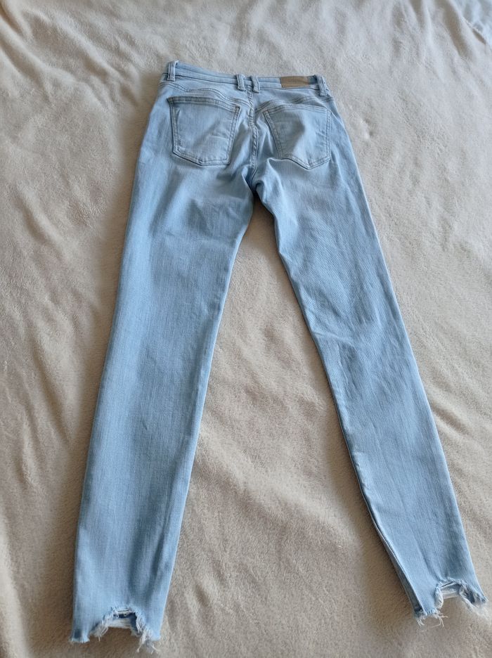 Jeans skinny Bershka 36 - photo numéro 3