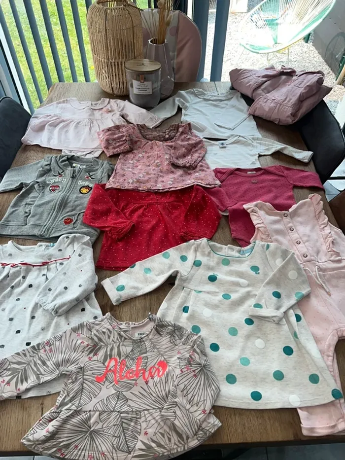 Lot bébé fille 12 mois 🍭 - photo numéro 2