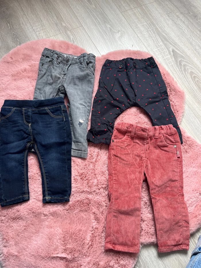 Lot 4 pantalons 6 mois bébé fille