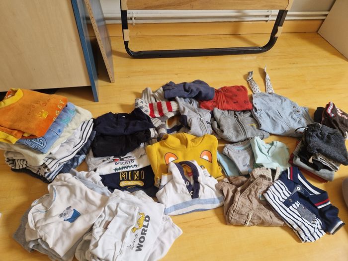 Lot vêtement 6mois garçon - photo numéro 6