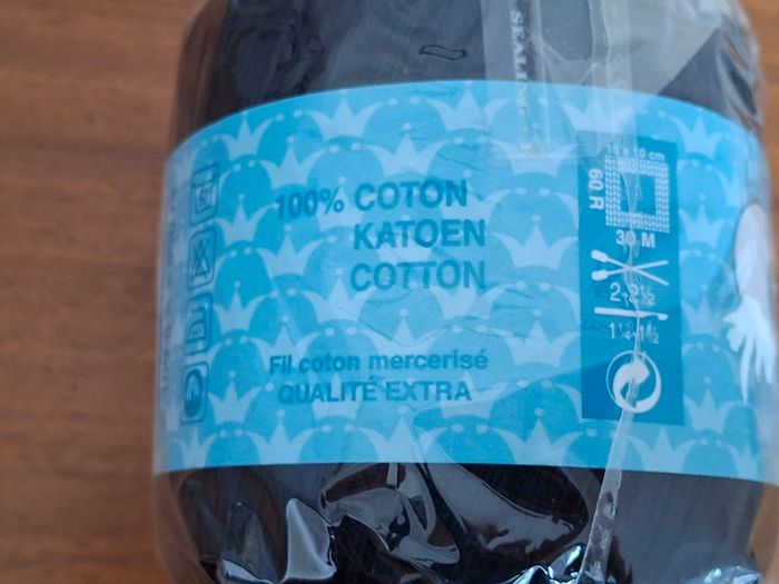 Pelote de fil pour crochet, noir - photo numéro 3