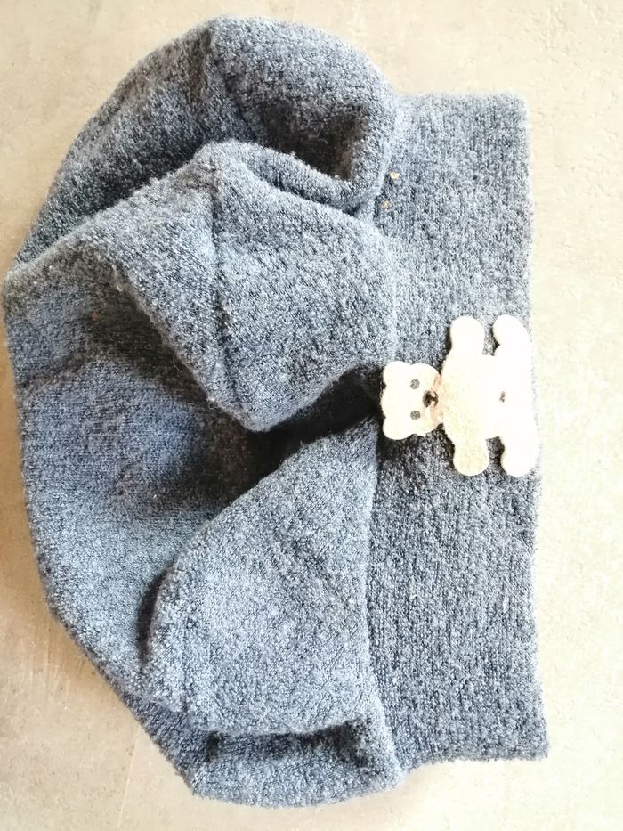 ensemble 3 pièces jupe et chemise et beret 6 ans Z - photo numéro 3
