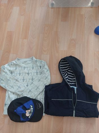 Lot de Vêtements garçon/ mixte