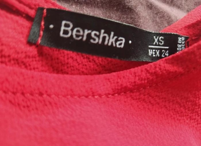 Blouse Bershka rouge - photo numéro 2