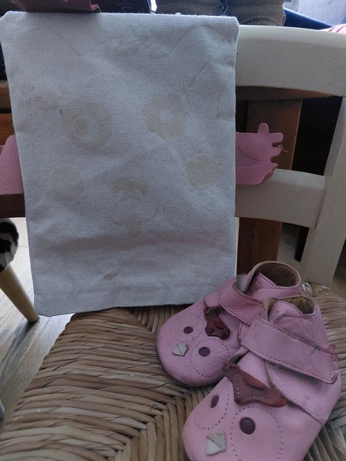 Chaussons souples en cuir Easy Peasy Taille 18/19