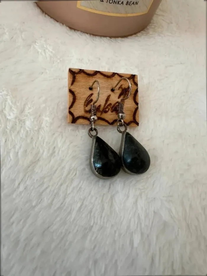 Boucles d’oreilles goutte noire élégantes – Style bohème chic - photo numéro 4