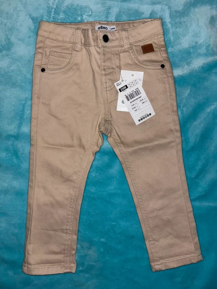 Jean 24 M