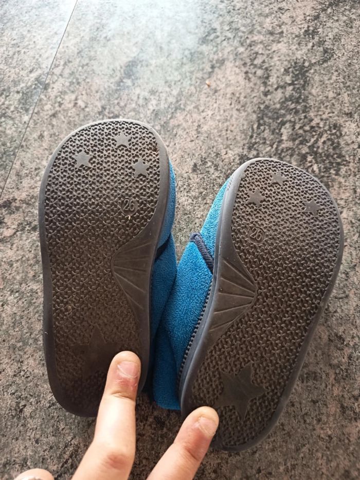 Chaussons spiderman pointure 26 - photo numéro 2