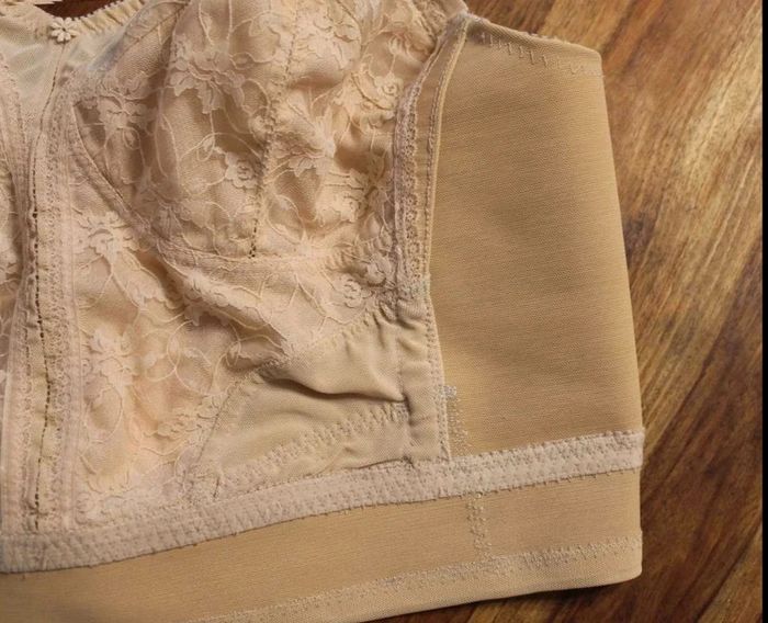 Soutien-Gorge haut - Chair - NEUF (1) - photo numéro 6