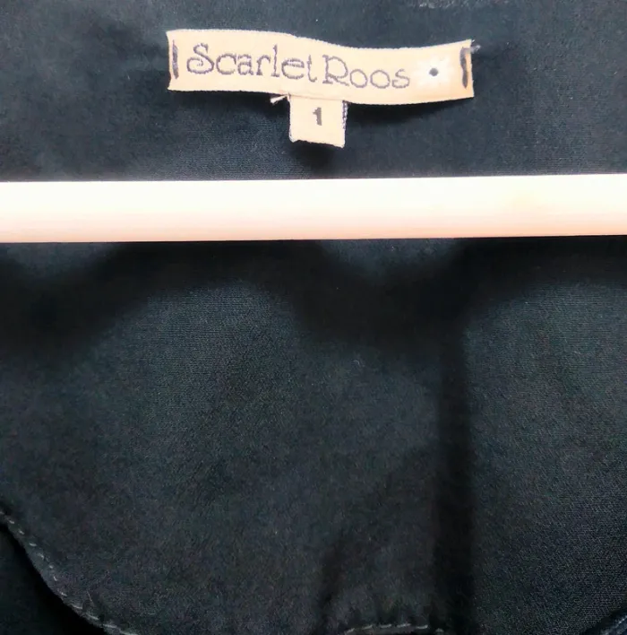 Robe classique Scarlet Roos taille 1 - photo numéro 2