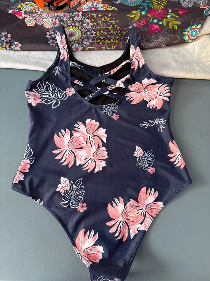 Maillot 1 pièce femme - photo numéro 4