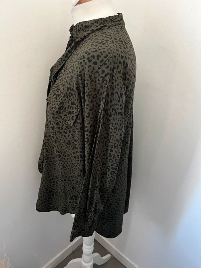 Chemisier kaki motif léopard Zara XS - photo numéro 3