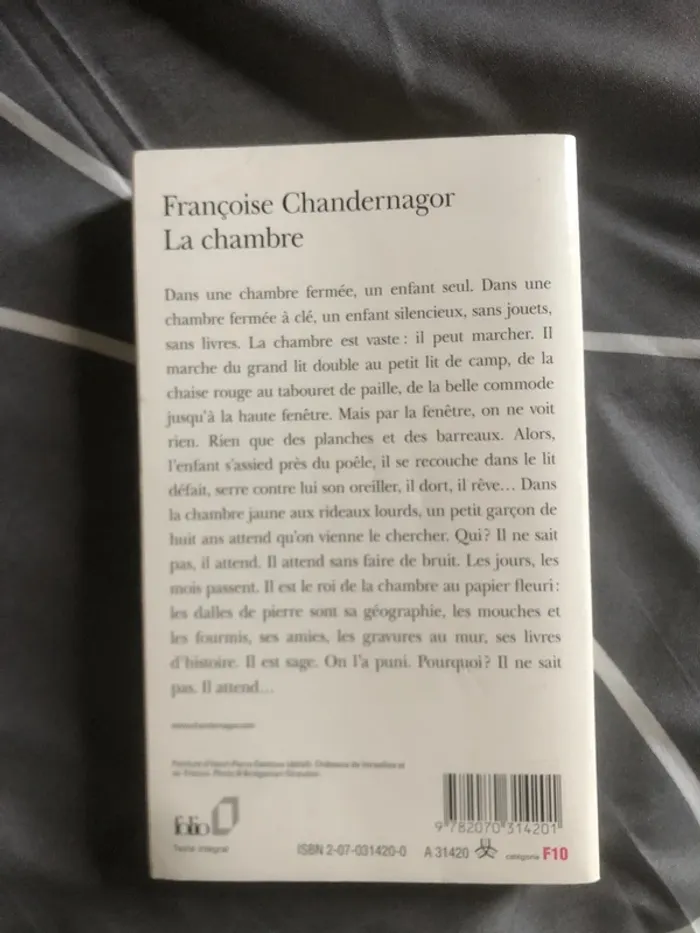 Livre la chambre 📕 - photo numéro 3