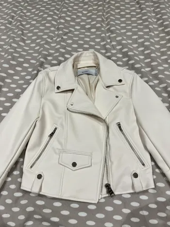 Veste en cuir bershka