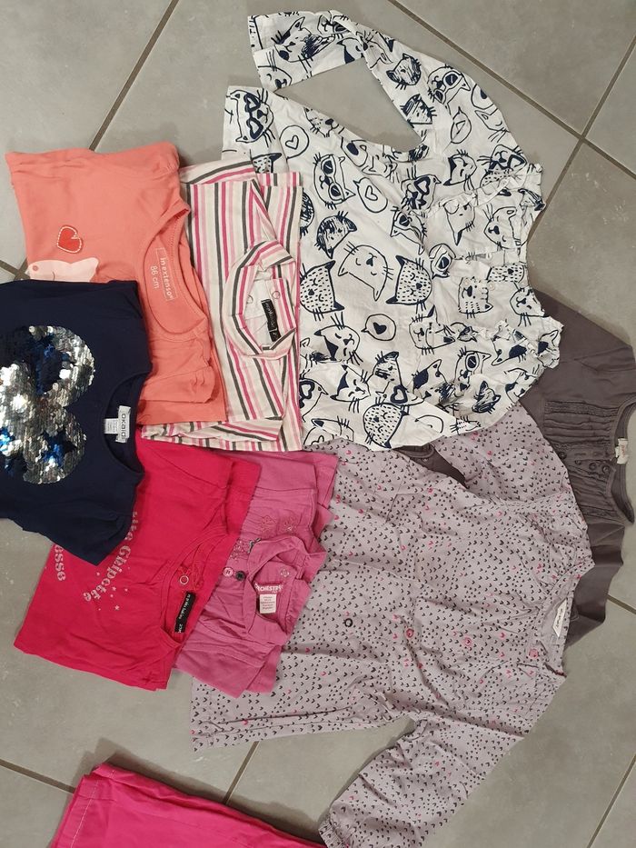 Lot vêtements fille 2 ans - photo numéro 7