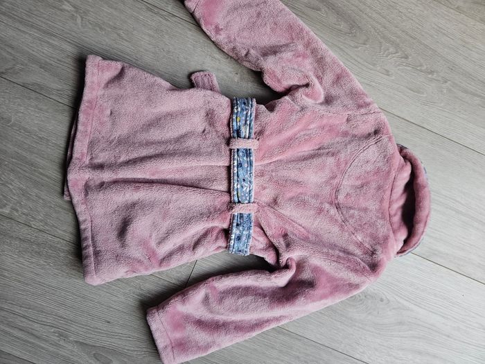 Lot de 2 robes de chambres 5 ans - photo numéro 3