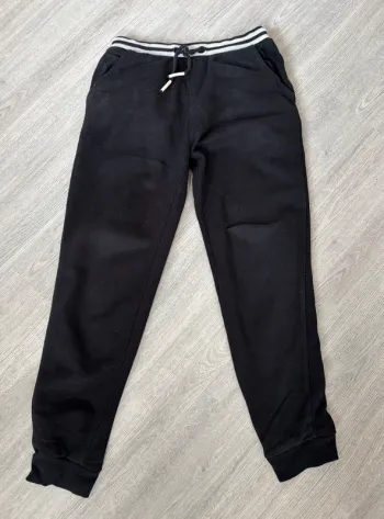 3 joggings noir