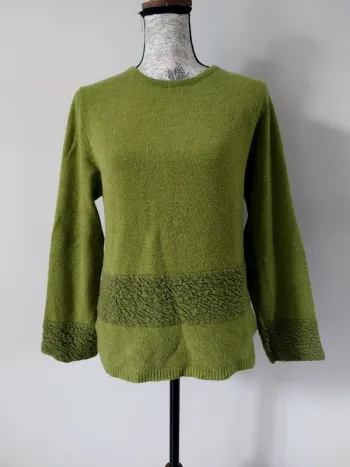 Pull fantaisie vert
