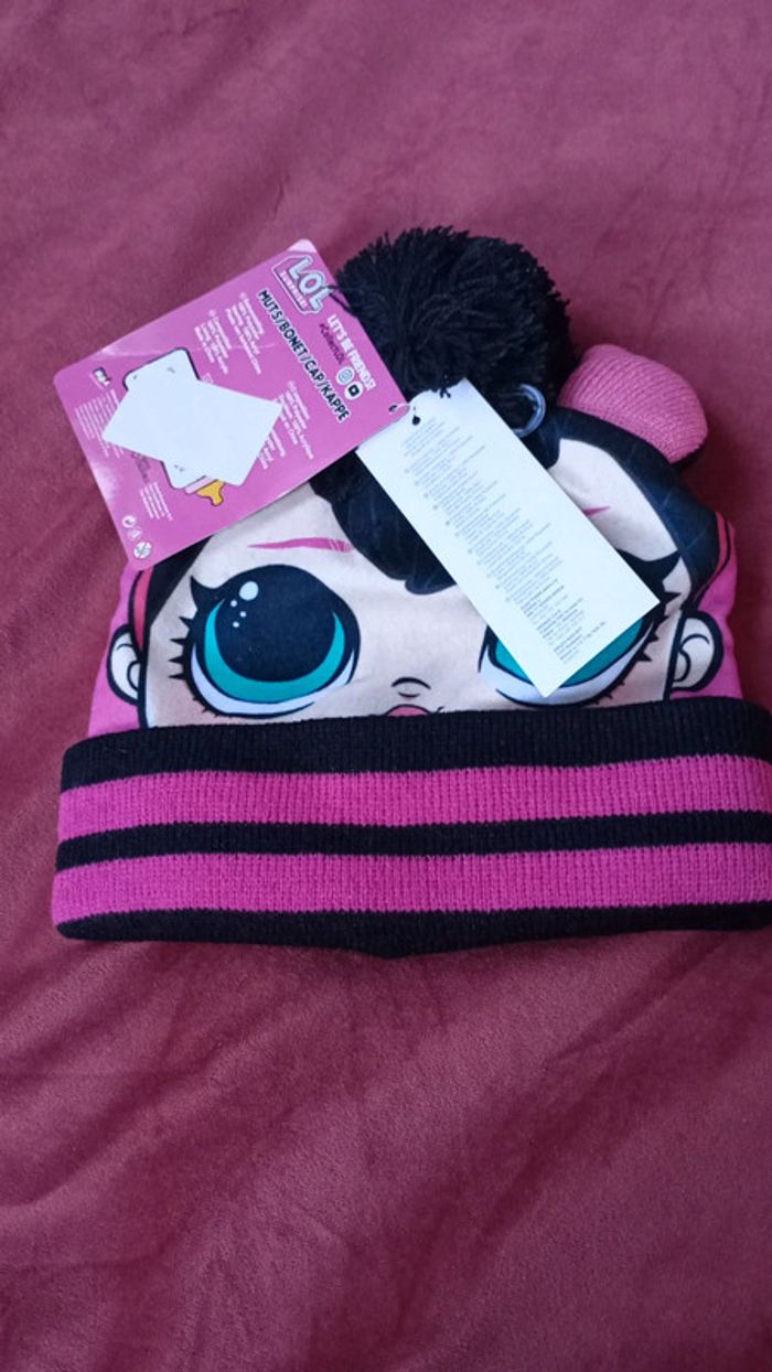 Bonnet Lol neuf 54 cm