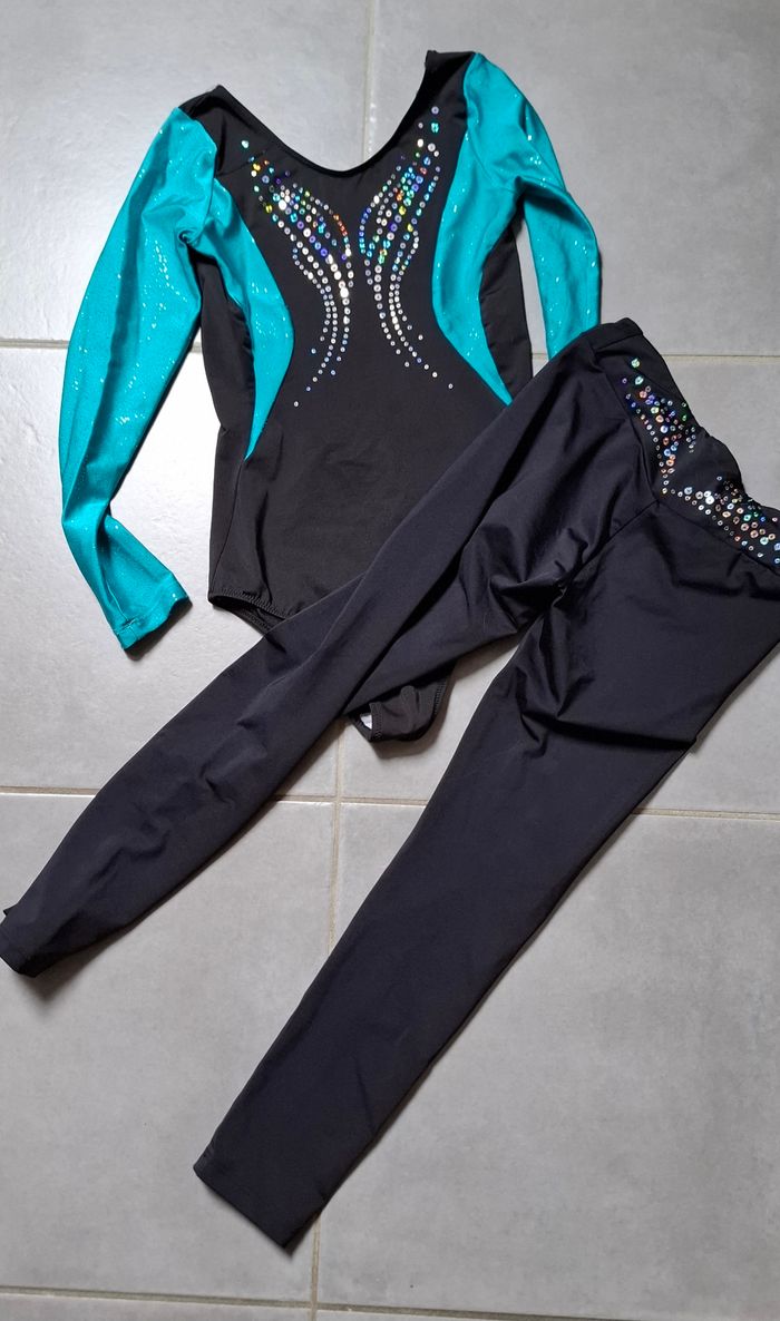Ensemble justaucorps + legging gym long
