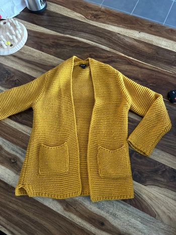 Gilet moutarde 5 ans