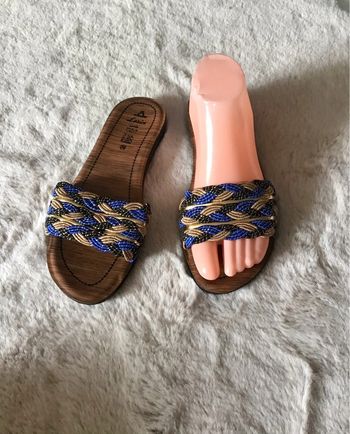 Jolie paire de sandales bleu noir beige et dressing taille 38 marque Lorine (0623)