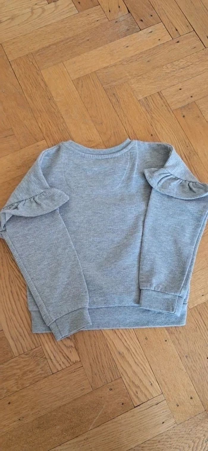 T-shirt réversible c&a 104 cm en excellent état - photo numéro 7