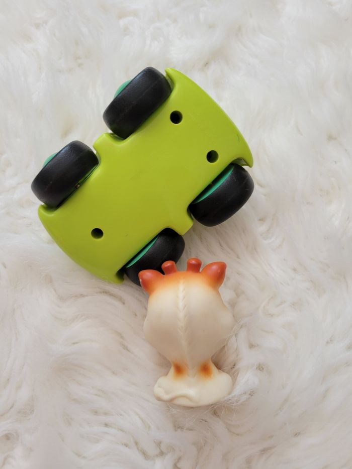Lot jouets qui roulent - photo numéro 5