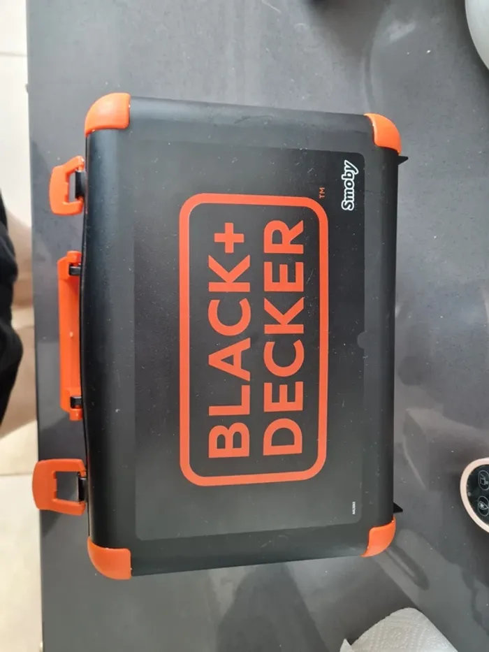 Jeu construction voiture black + decker
