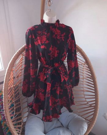 Robe dos nu rouge et noir taille 36