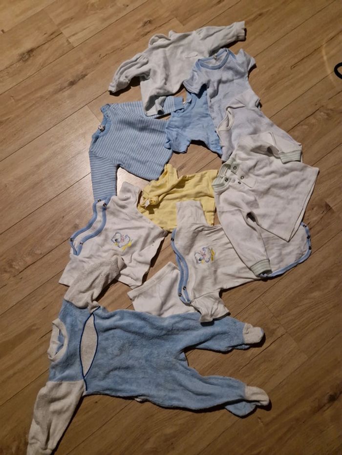 Lot de vêtements bébé 3 mois Vintage