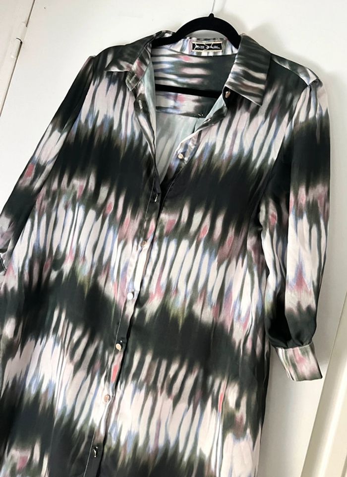 Robe chemise imprimée satinée Taille L - photo numéro 3