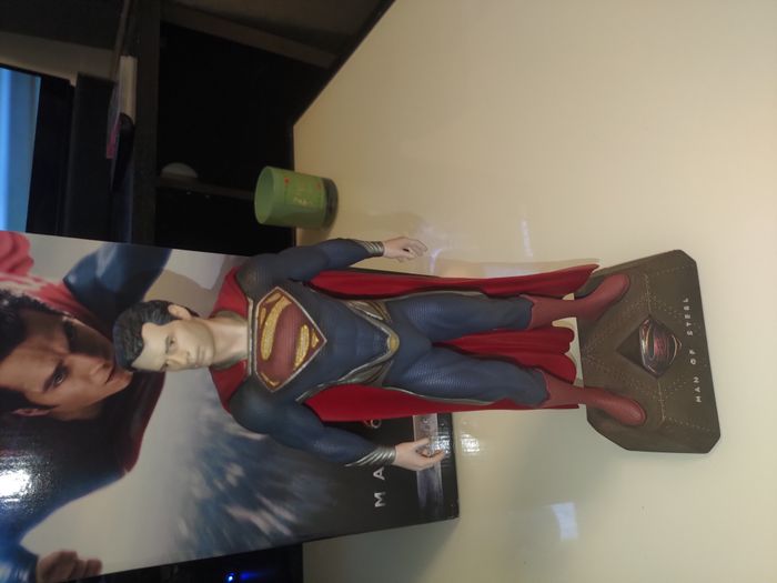 Collector blu-ray man of steel complet avec figurine - photo numéro 9