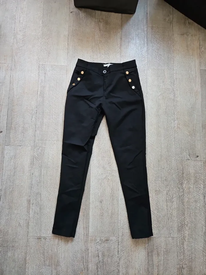 Pantalon noire