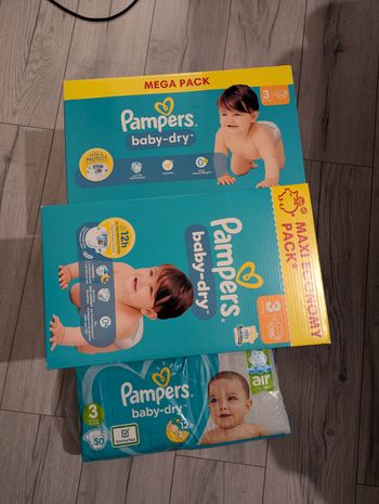 298 couches Pampers taille taille 3