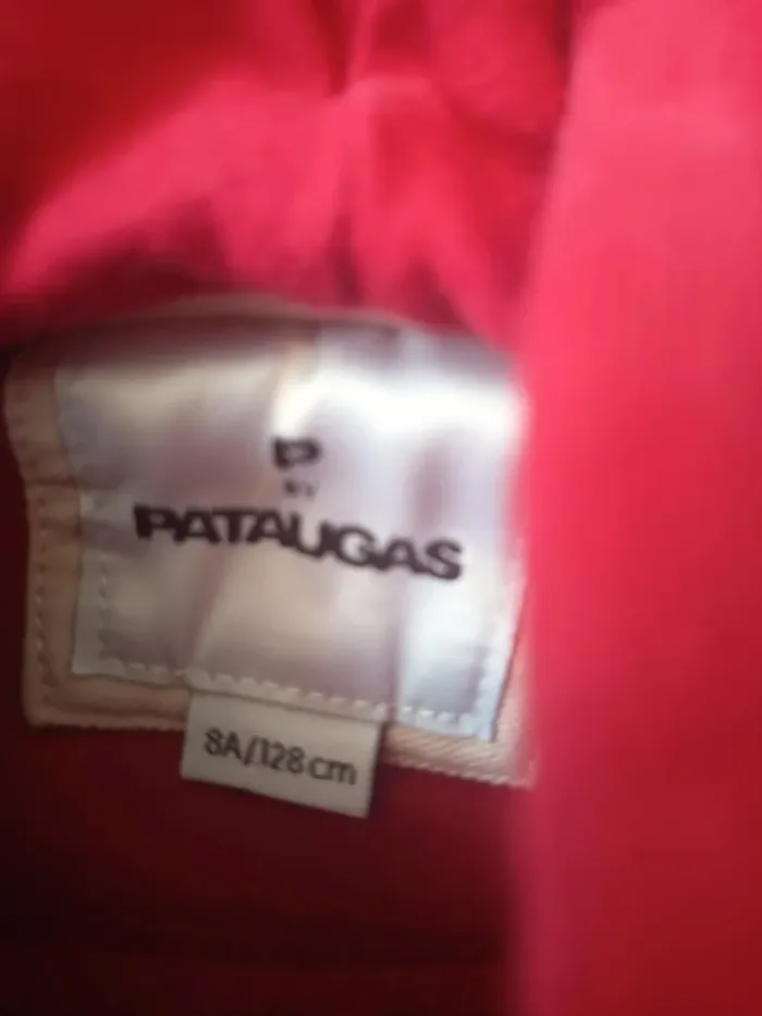 Pull a capuche 8 ans - photo numéro 2