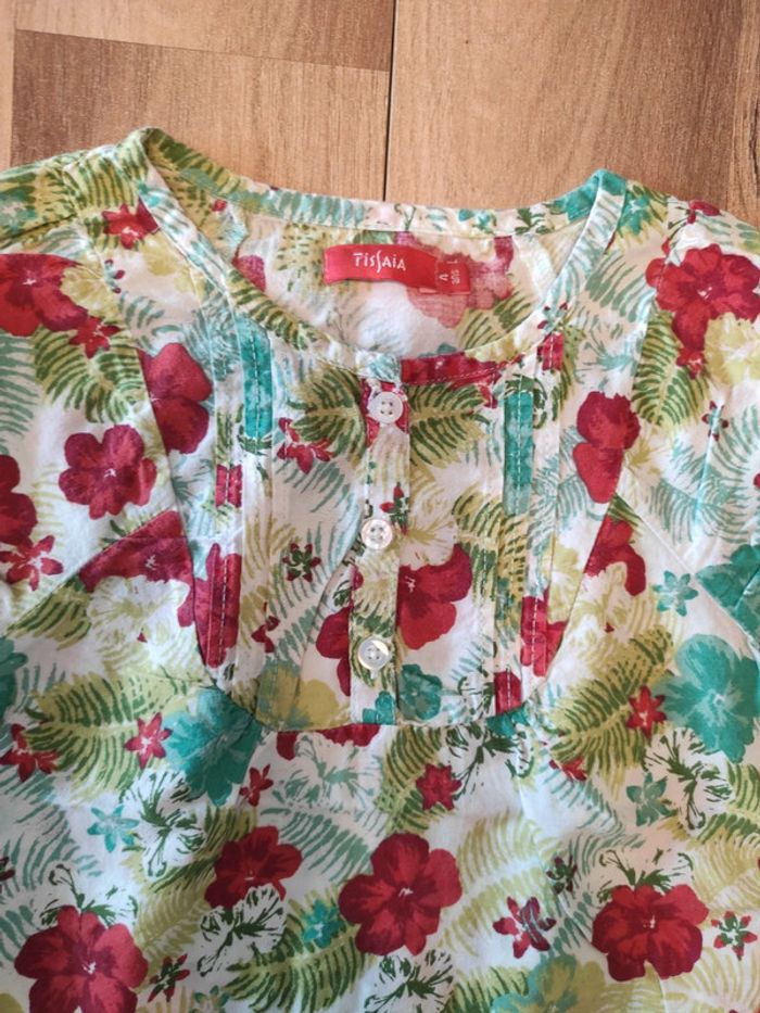 Chemisette/tee-shirt tissaia 4 ans en TBE - photo numéro 2