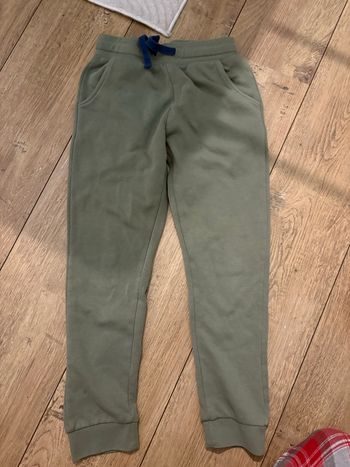 Jogging vert kaki 8 ans 