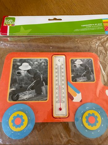 Thermomètre en bois camion