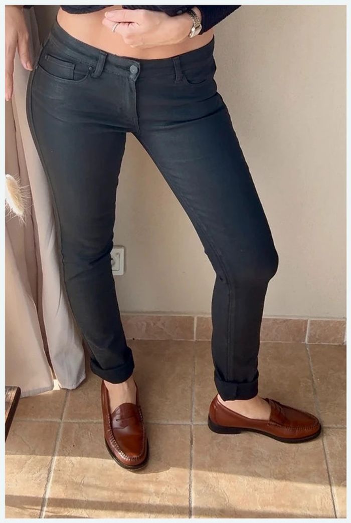 Jeans droit noir taille 38 Monoprix - très bon état - photo numéro 2