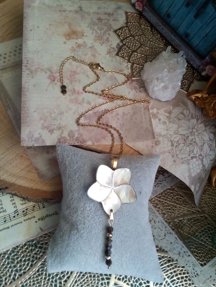 Collier n'a'c'r'e obsidienne céleste 🖤. - photo numéro 2