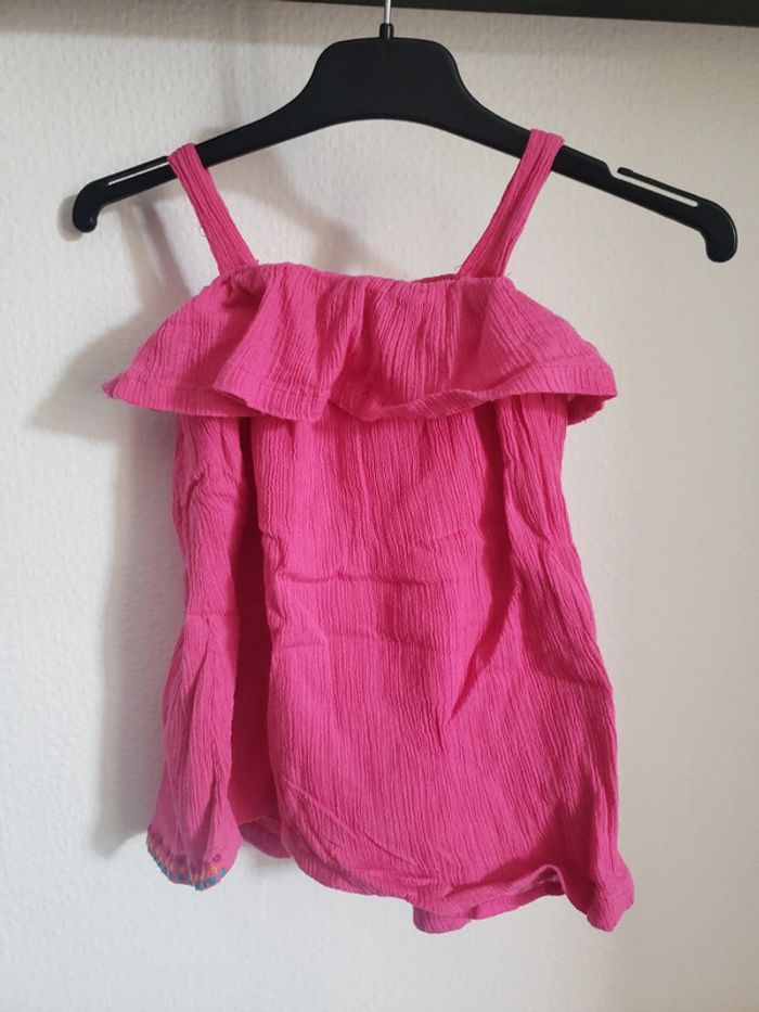 Haut fille - photo numéro 2