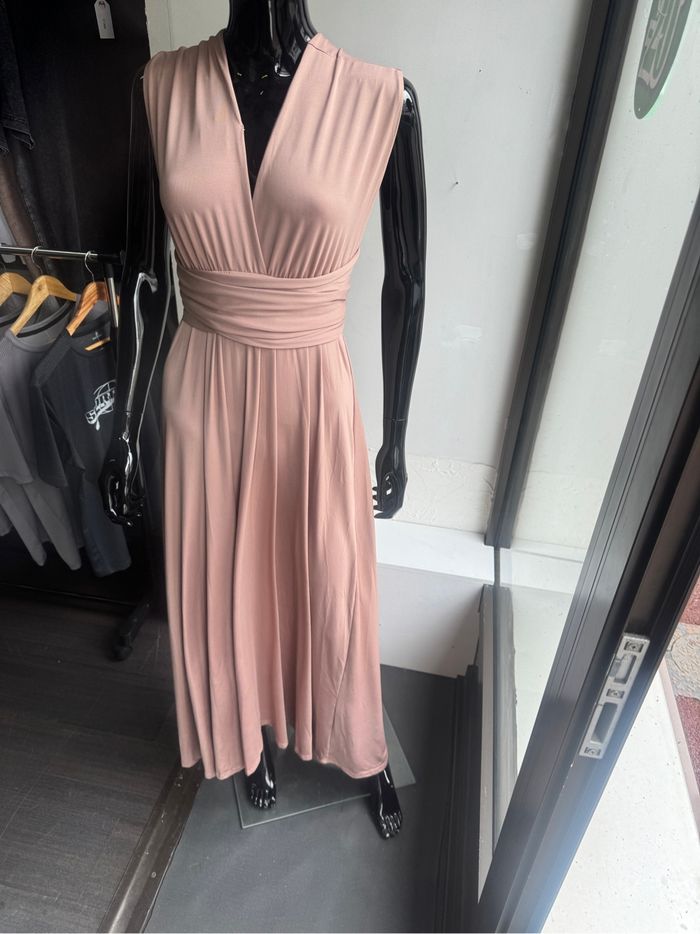 Robe de soirée - photo numéro 3