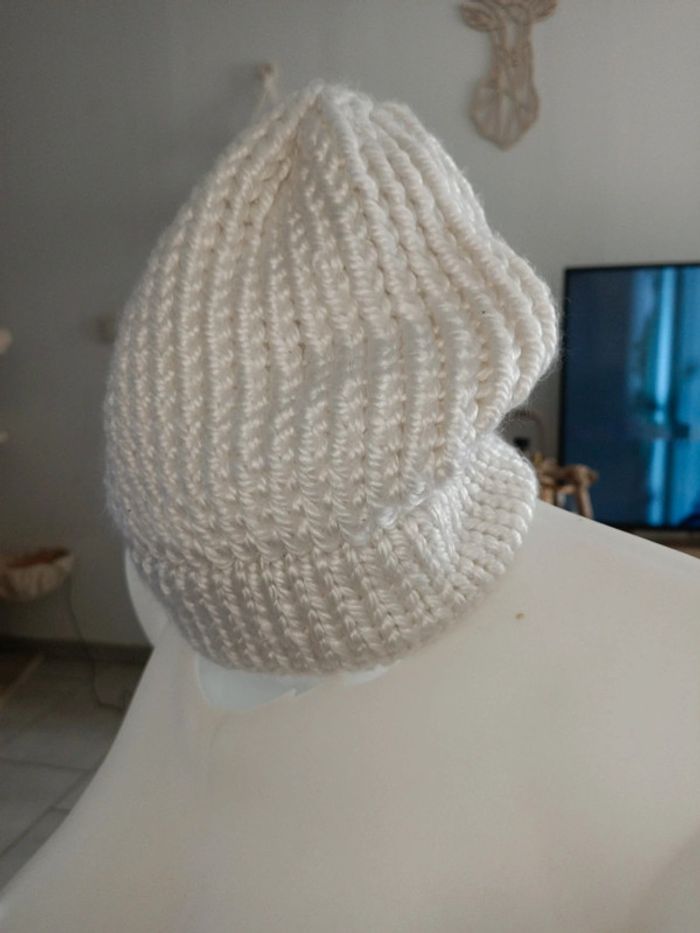Bonnet fait main - photo numéro 2