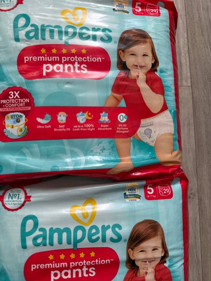 Lot de 58 couches Pampers premium pants taille 5 - photo numéro 2